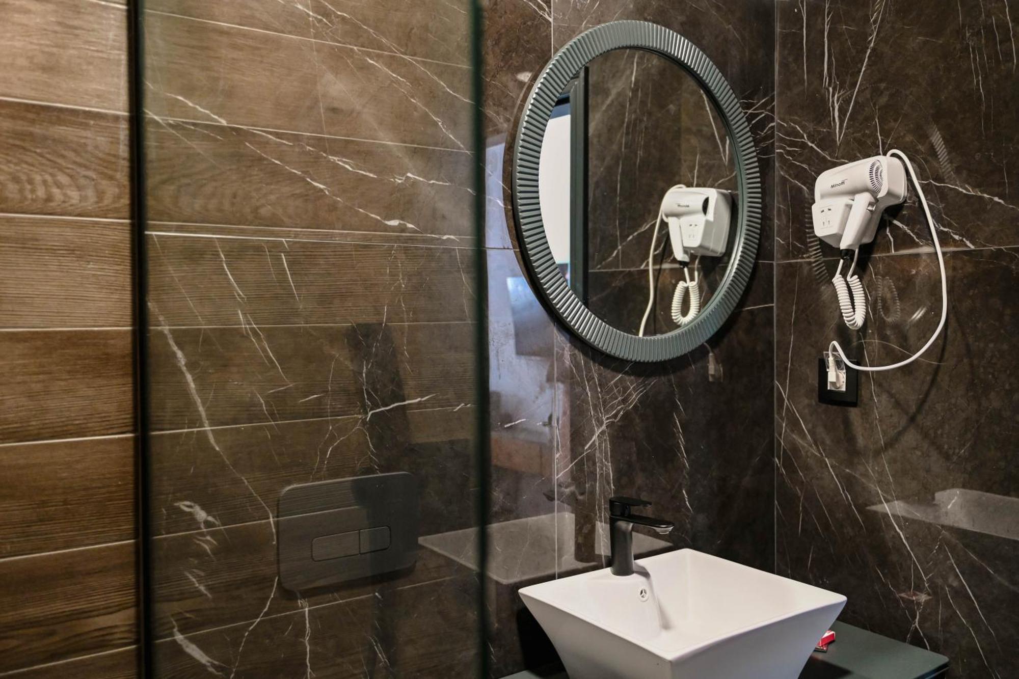 Botanica Boutique Hotel Ulcinj Esterno foto