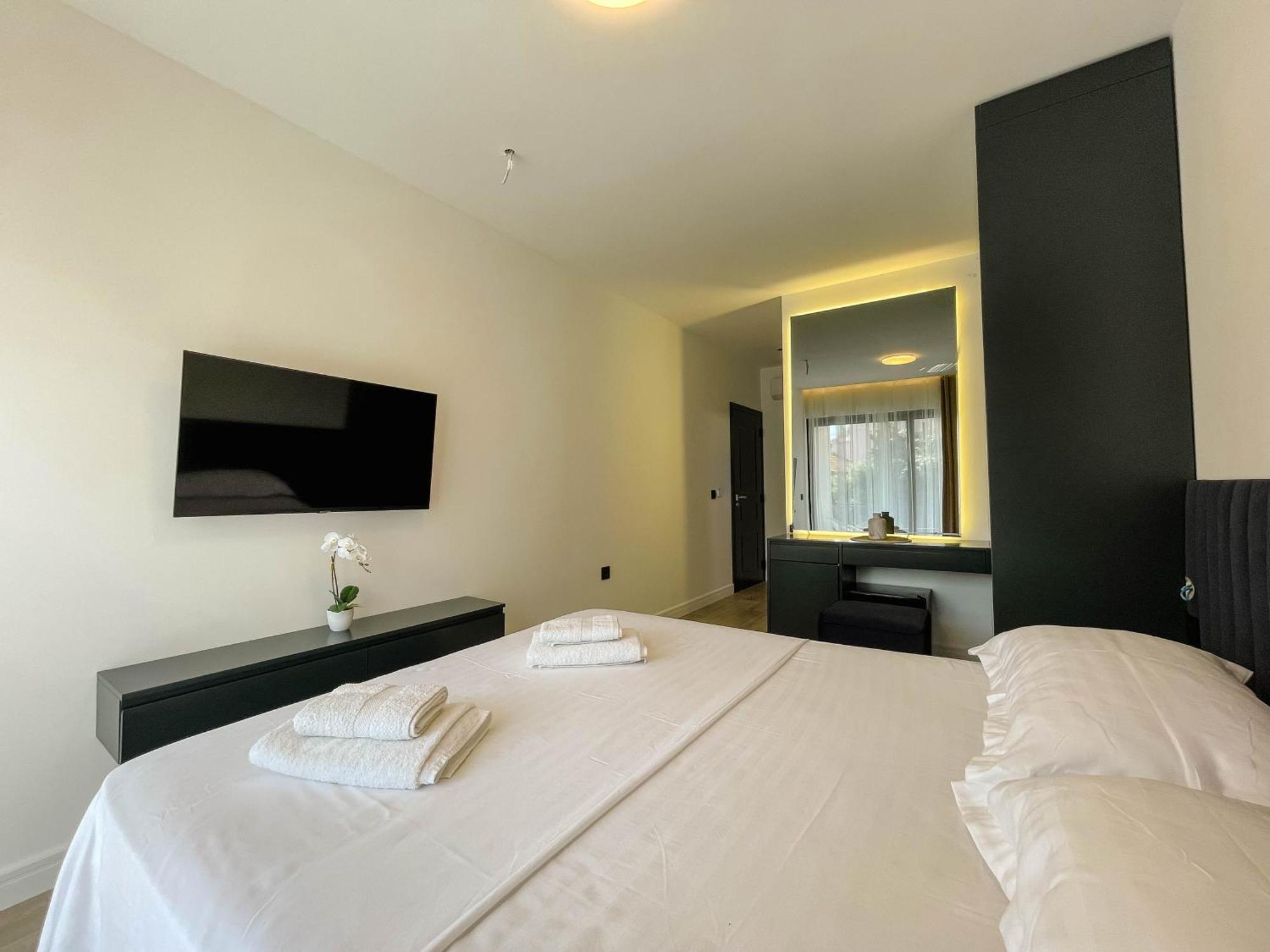 Botanica Boutique Hotel Ulcinj Esterno foto